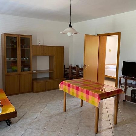 Casa Vacanze Foce Varano Lägenhet Exteriör bild
